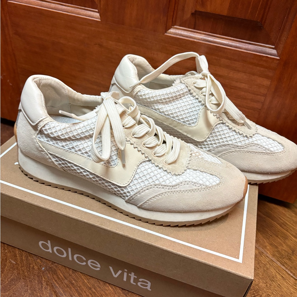 Dolce Vita Size 7.5